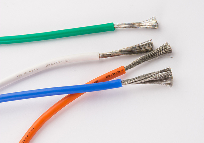 镀锡铜与裸铜电线性能及用途对比，纯铜电线价格参考